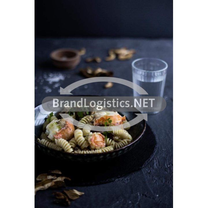 Fusilli mit gebratener Languste und Steinpilzen